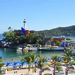 Hotel Caleta View