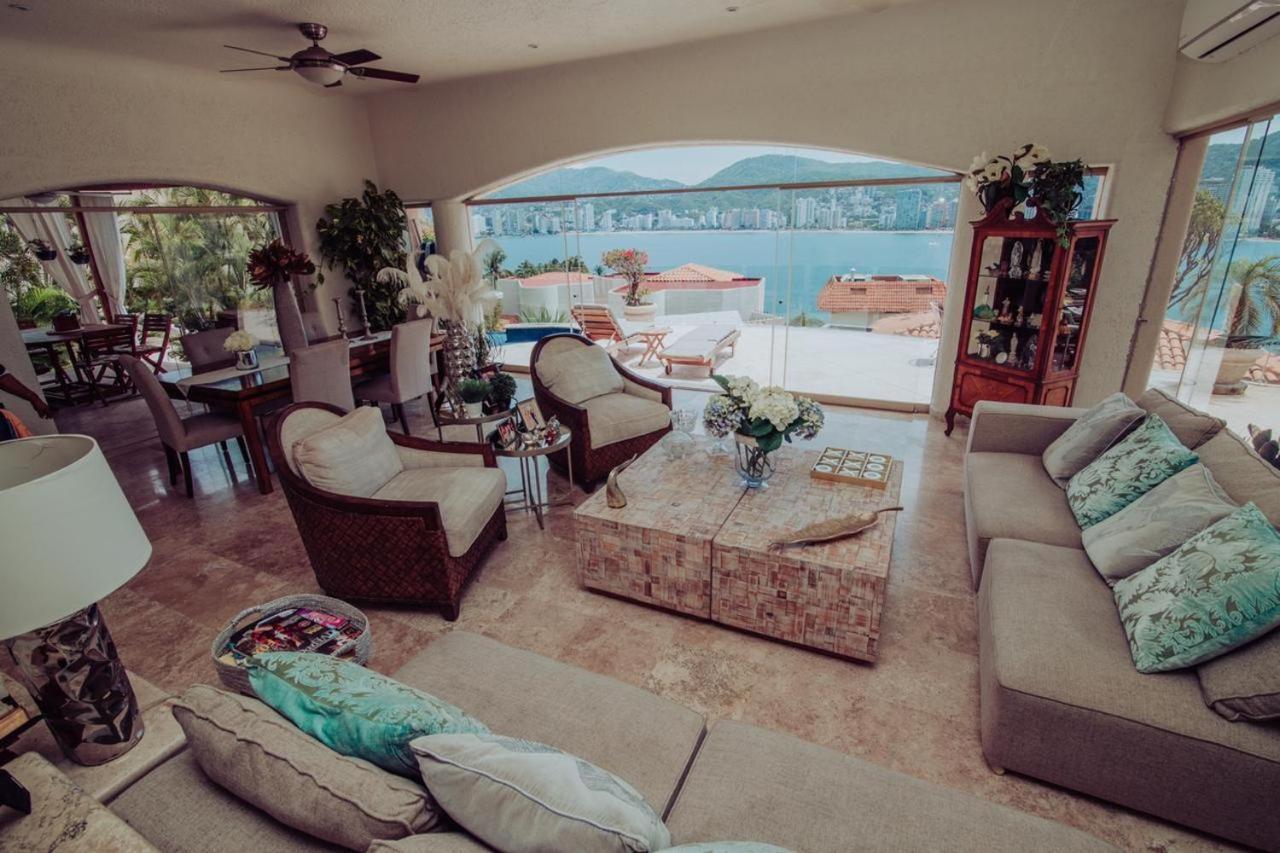 Villa Tres, Villas Brisas, Guitarrón Acapulco
