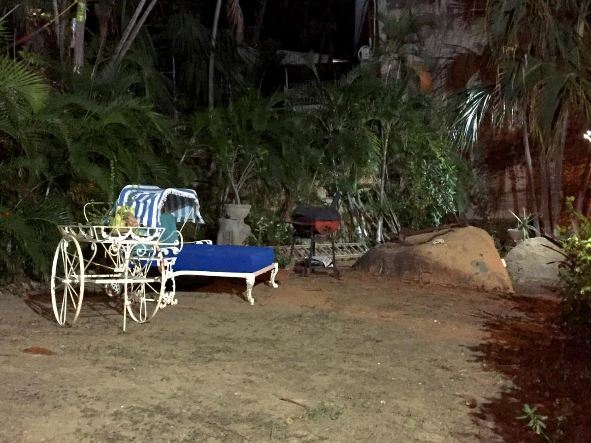 Villa Villa Palmitas Acogedor Departamento Nivel Piscina Gigante Jardines *