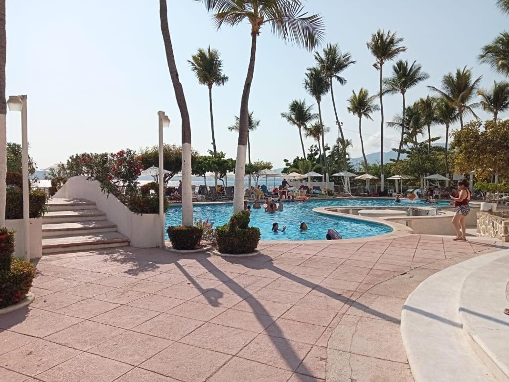Ocean Pacific Apartamento *