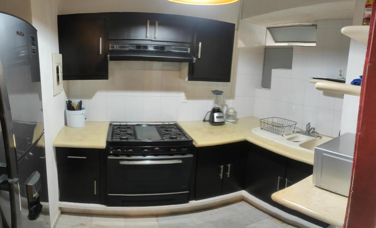 Fresca En Zona Dorada Con Alberca/playa! Apartment Acapulco