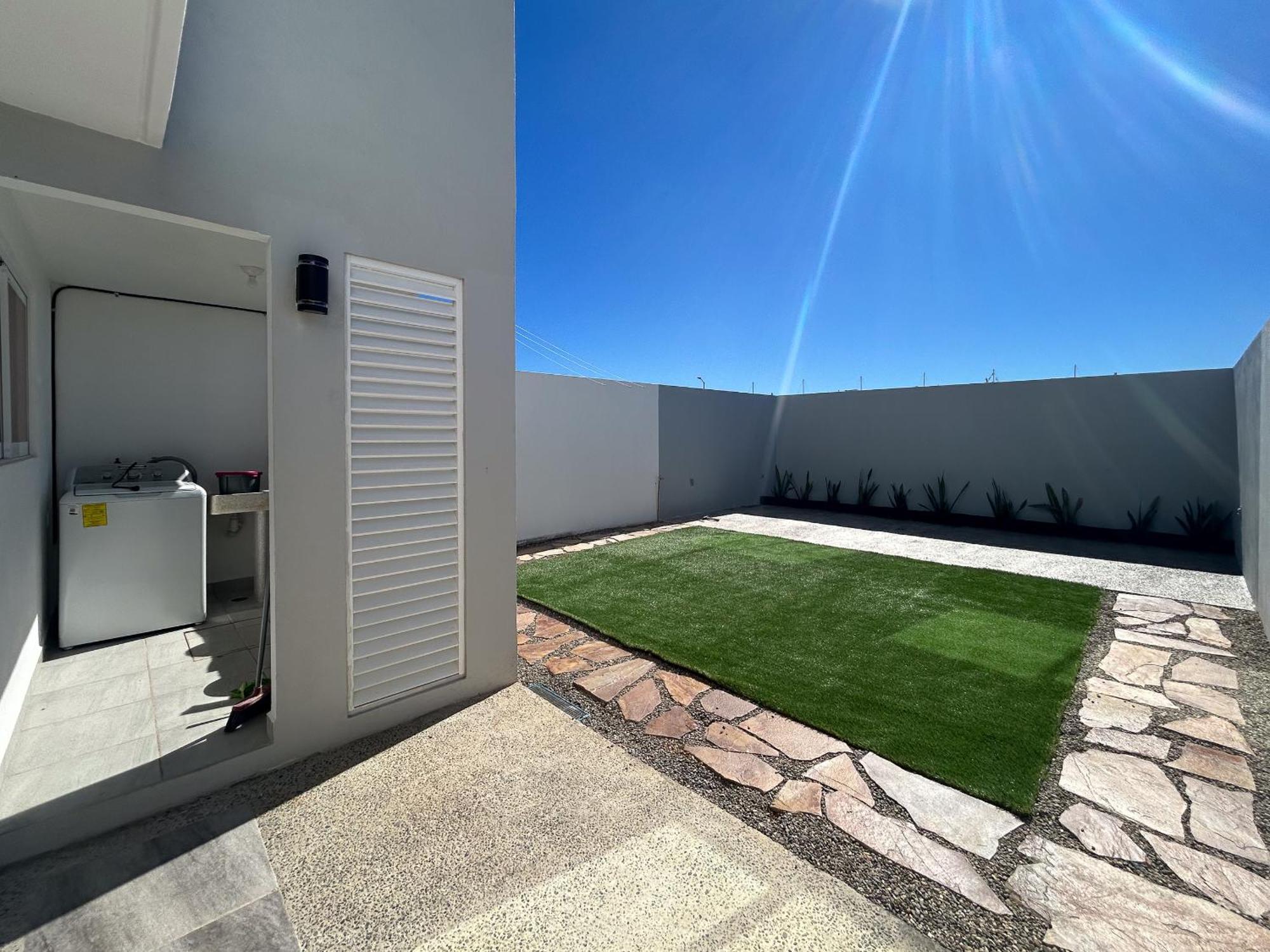 Сasa de vacaciones New Modern Diamante House Getaway With Pool View And Club