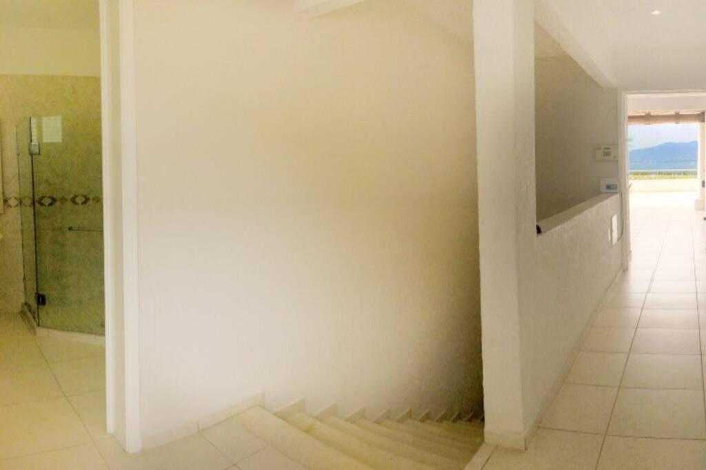 Penthouse En Las Brisas Apartamento *