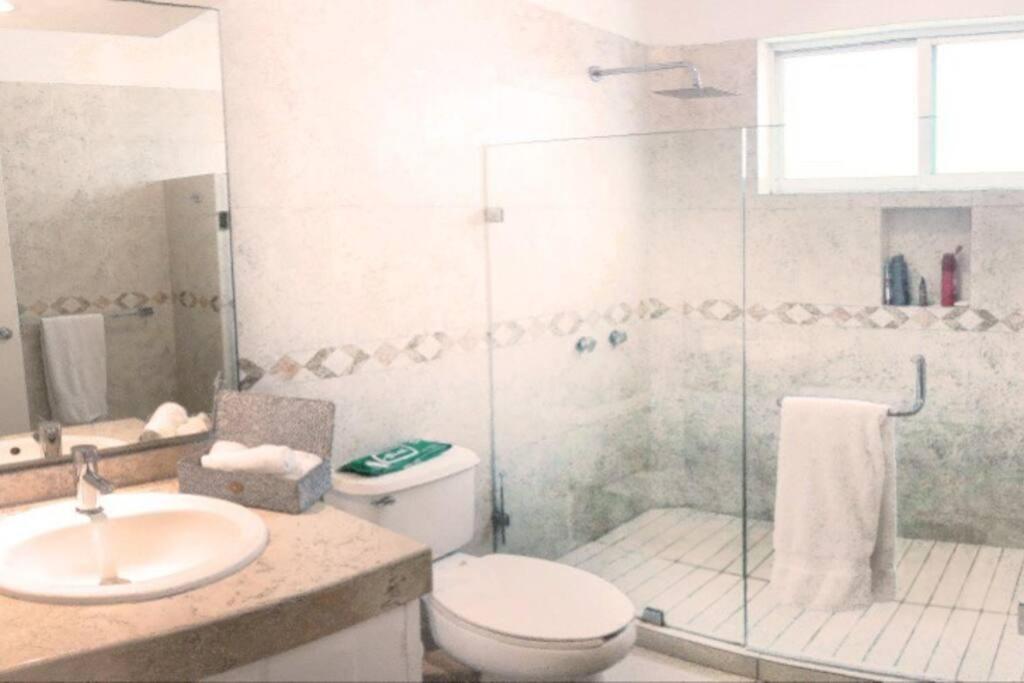 Penthouse En Las Brisas * Acapulco