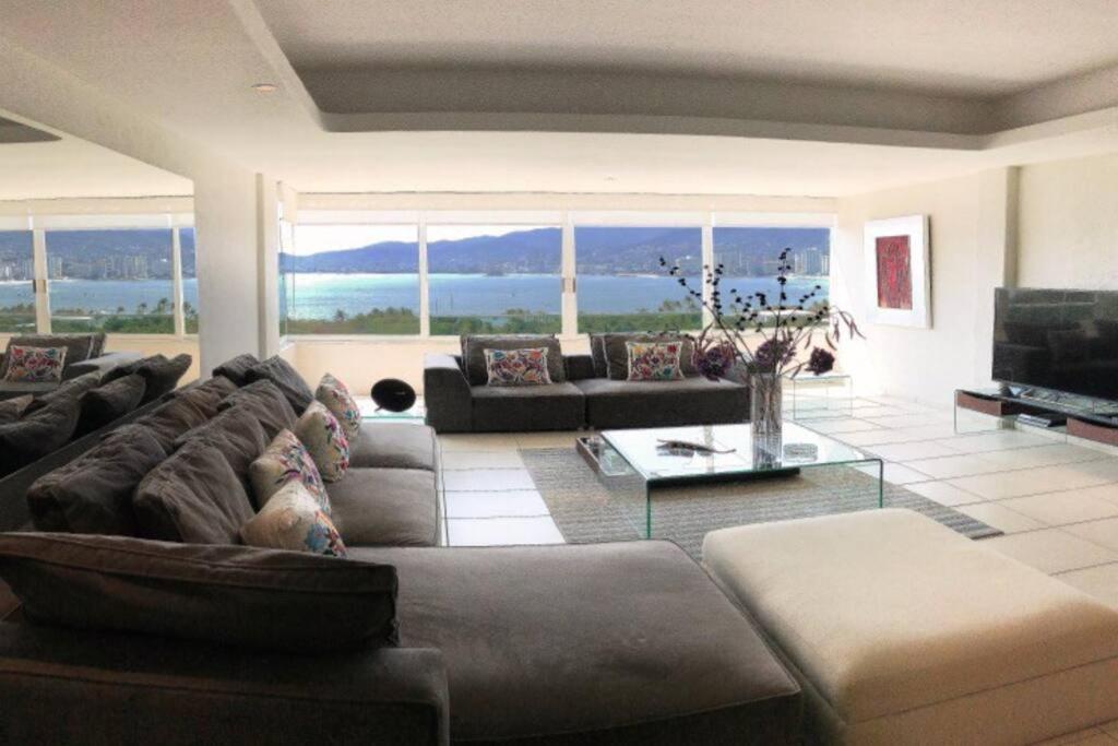 Penthouse En Las Brisas Apartamento *