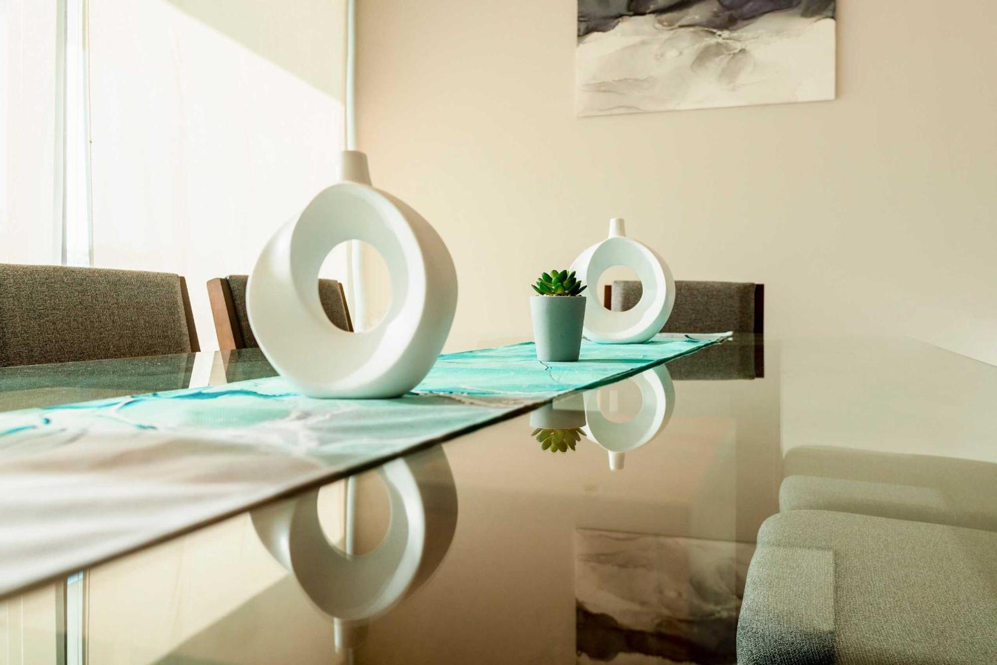 Apartment New Exclusive With Private Access *