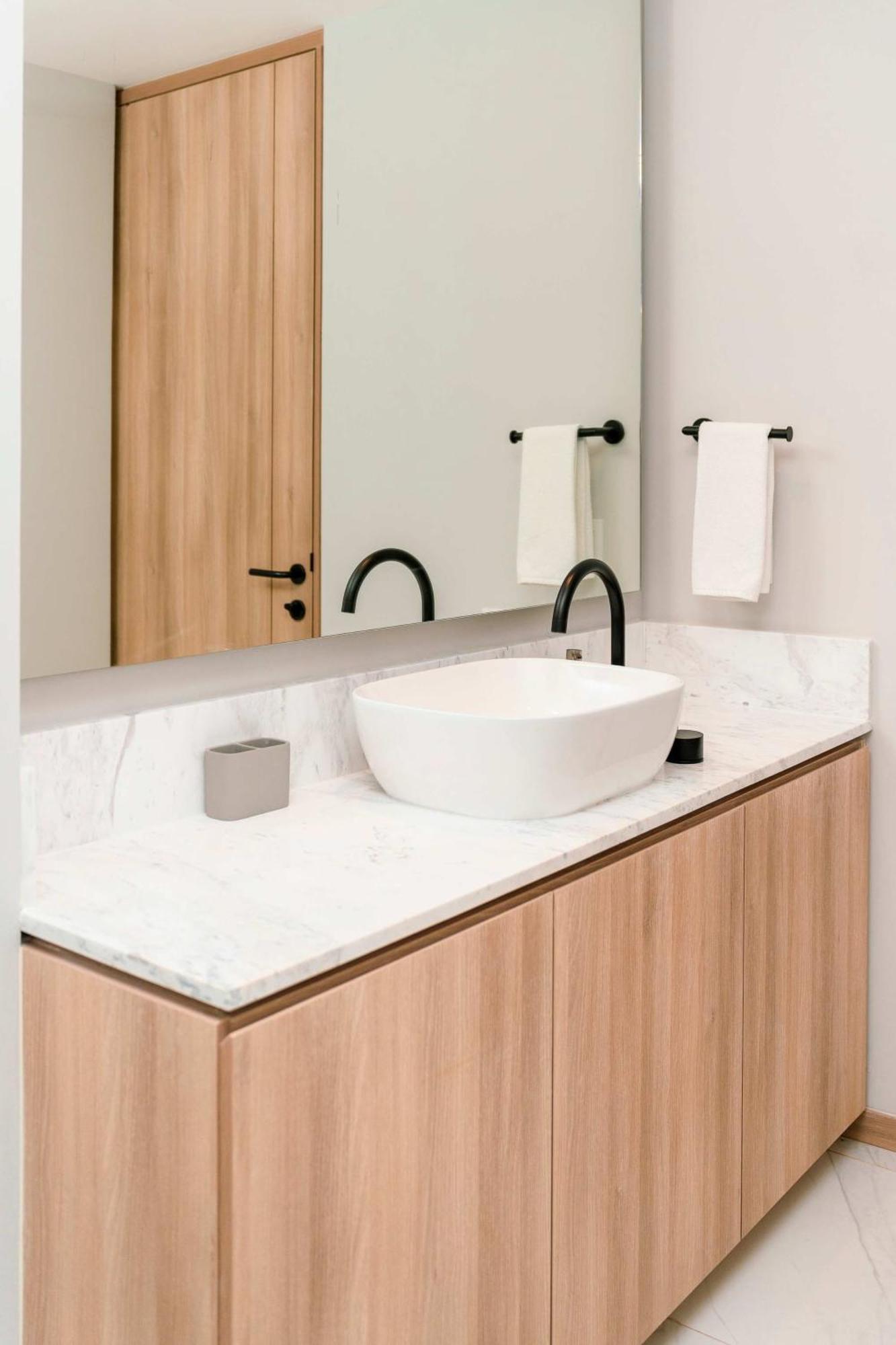 New Exclusive With Private Access Apartment Acapulco