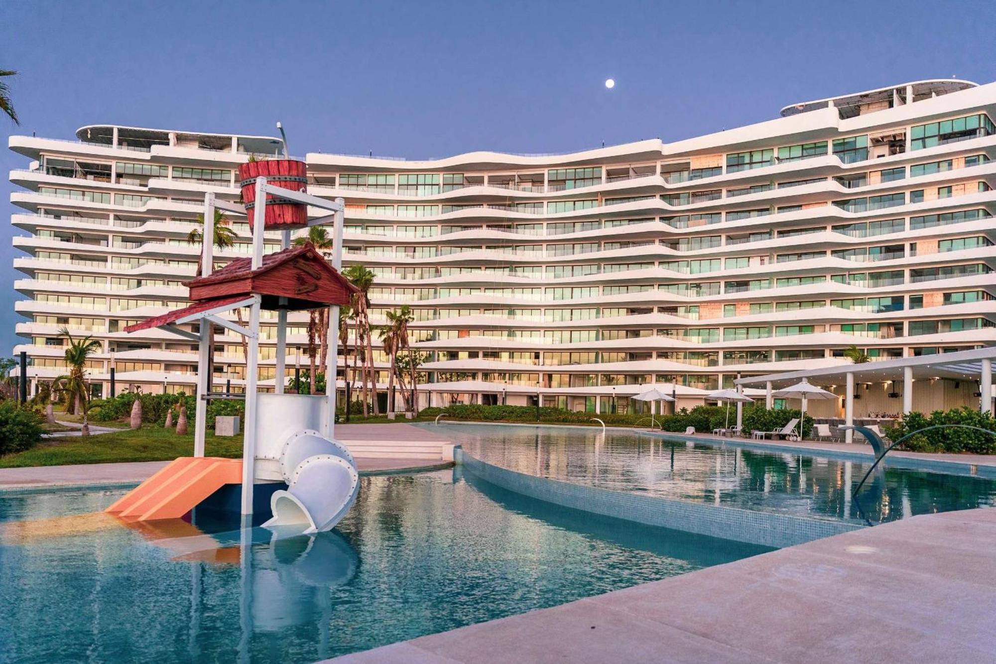 New Exclusive With Private Access Apartment