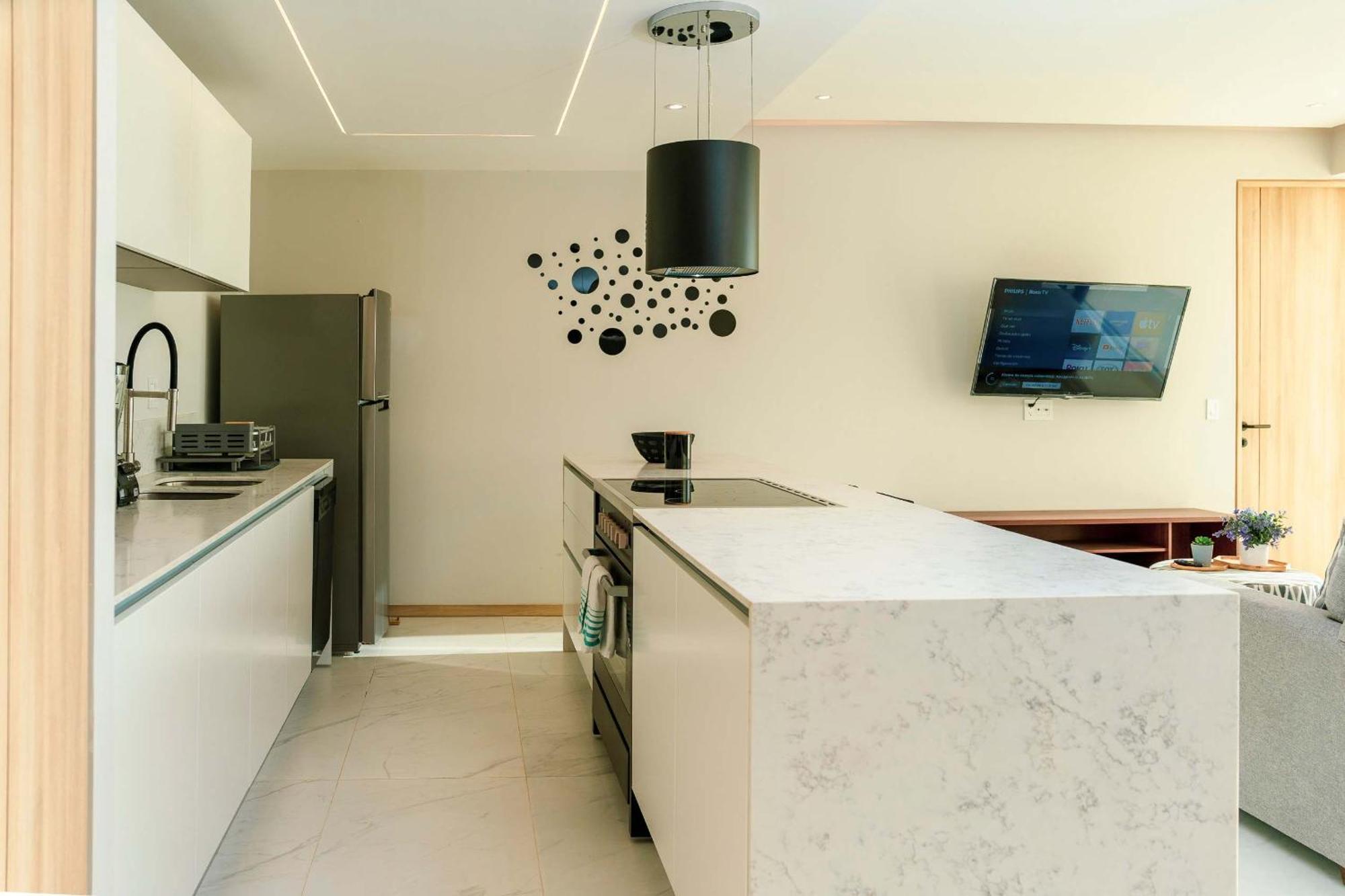 Apartment New Exclusive With Private Access *
