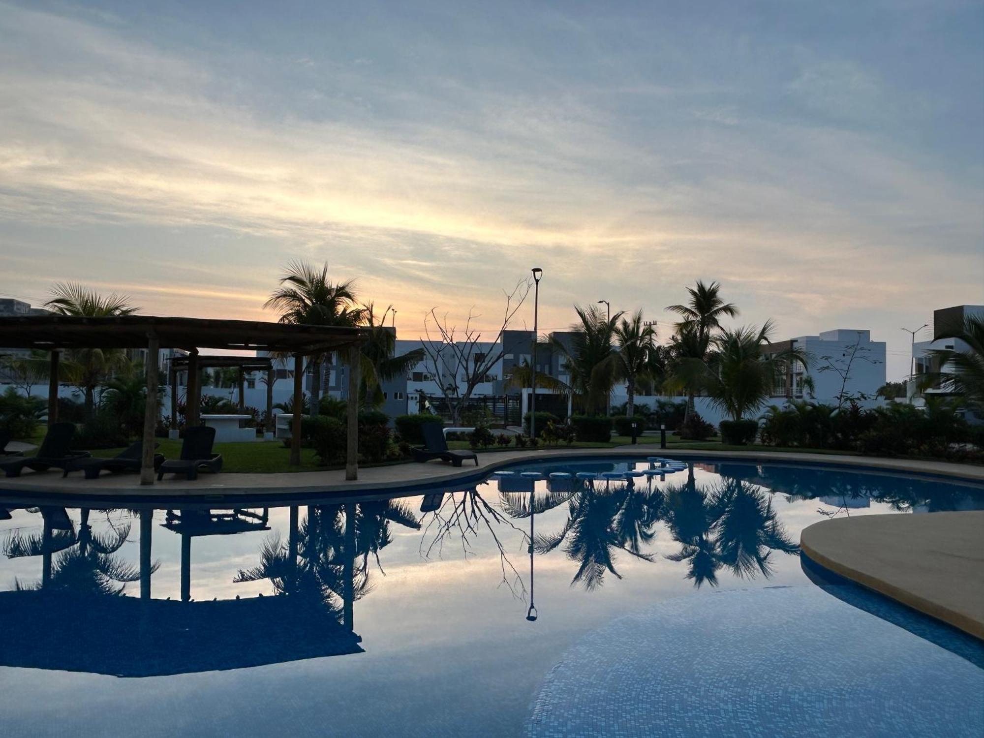 New Modern Diamante House Getaway With Pool View And Club Acapulco