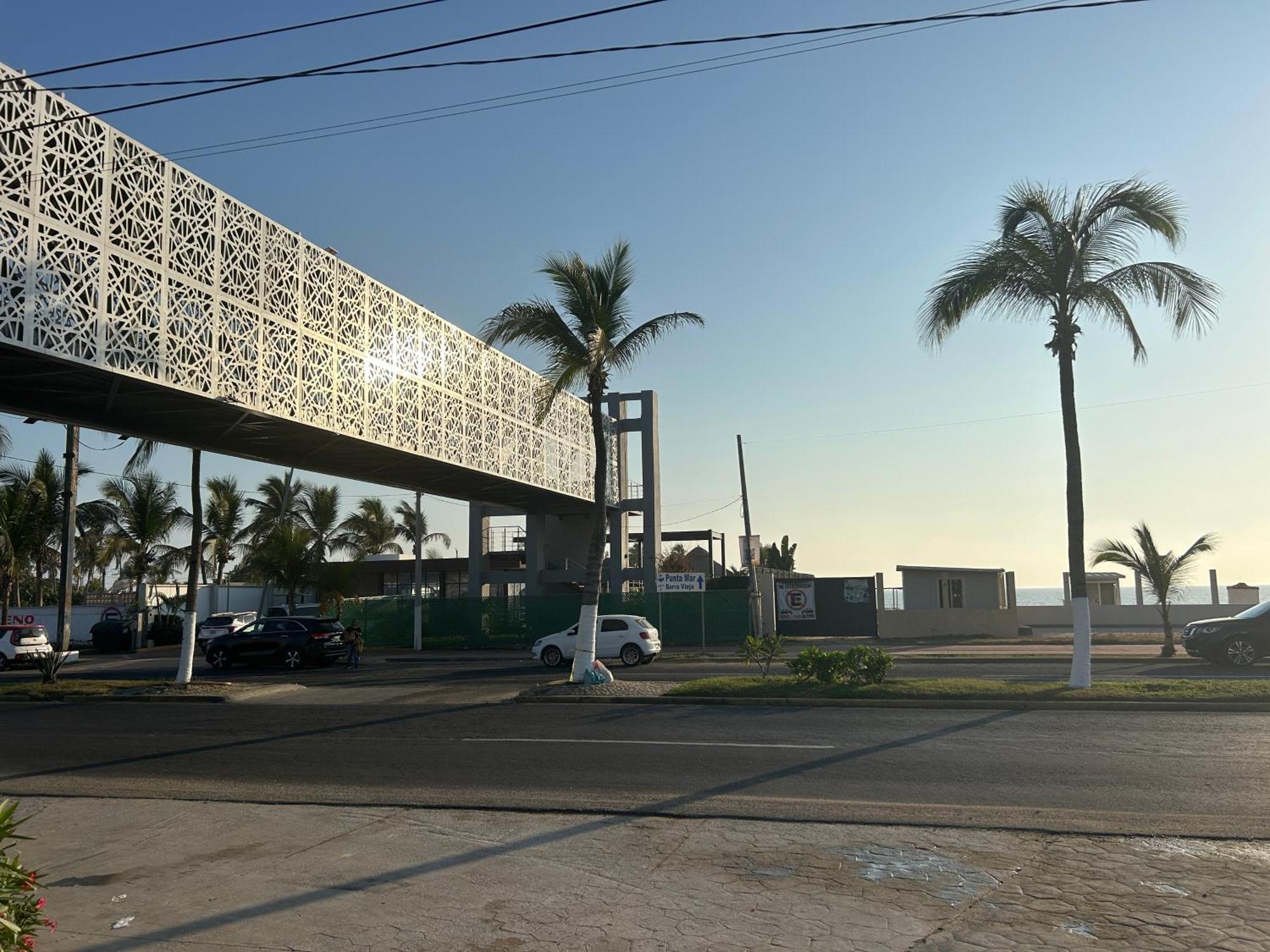 New Modern Diamante House Getaway With Pool View And Club Сasa de vacaciones *