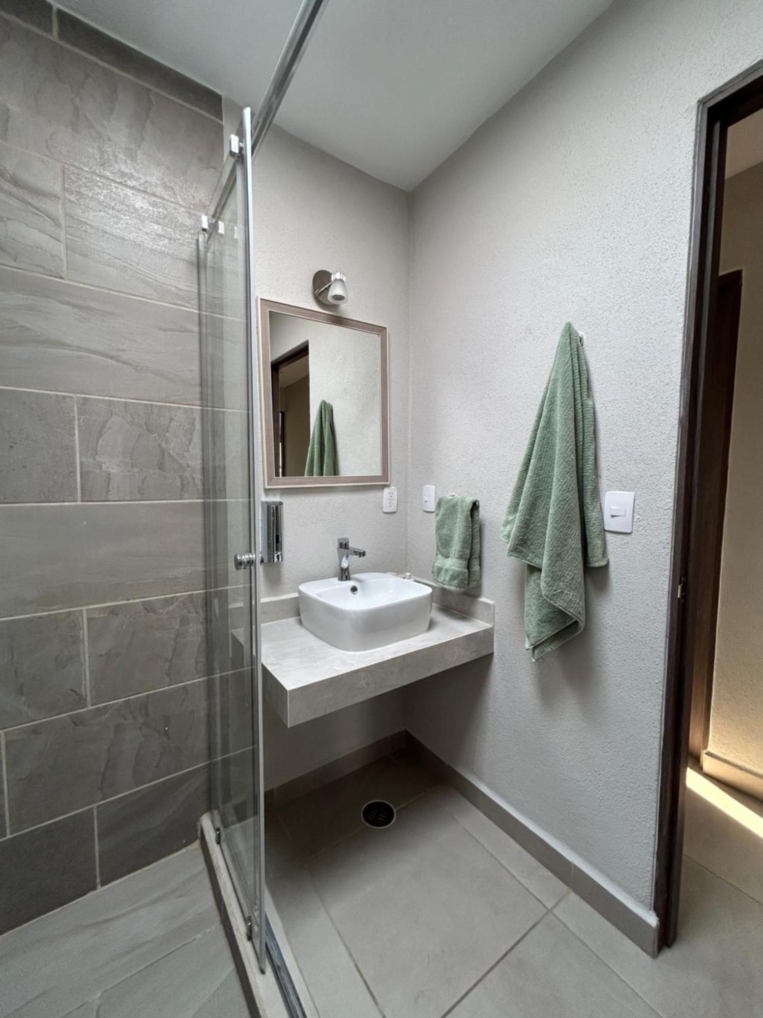 Сasa de vacaciones New Modern Diamante House Getaway With Pool View And Club
