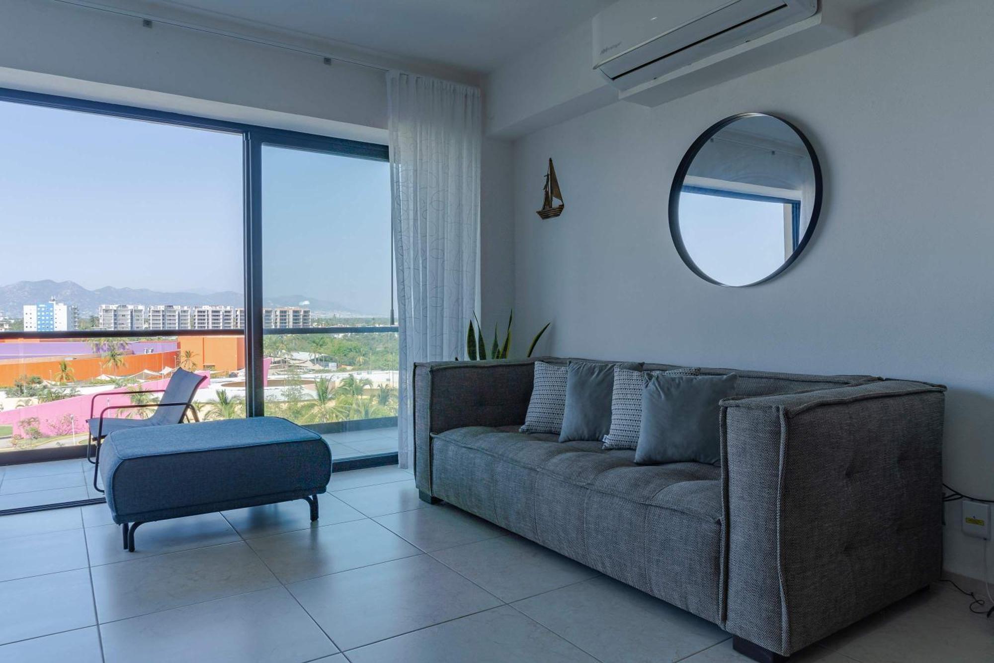 Apartment With Pool 3 Beds In