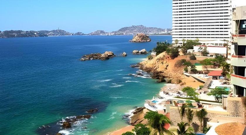 Resort Acapulco 3*