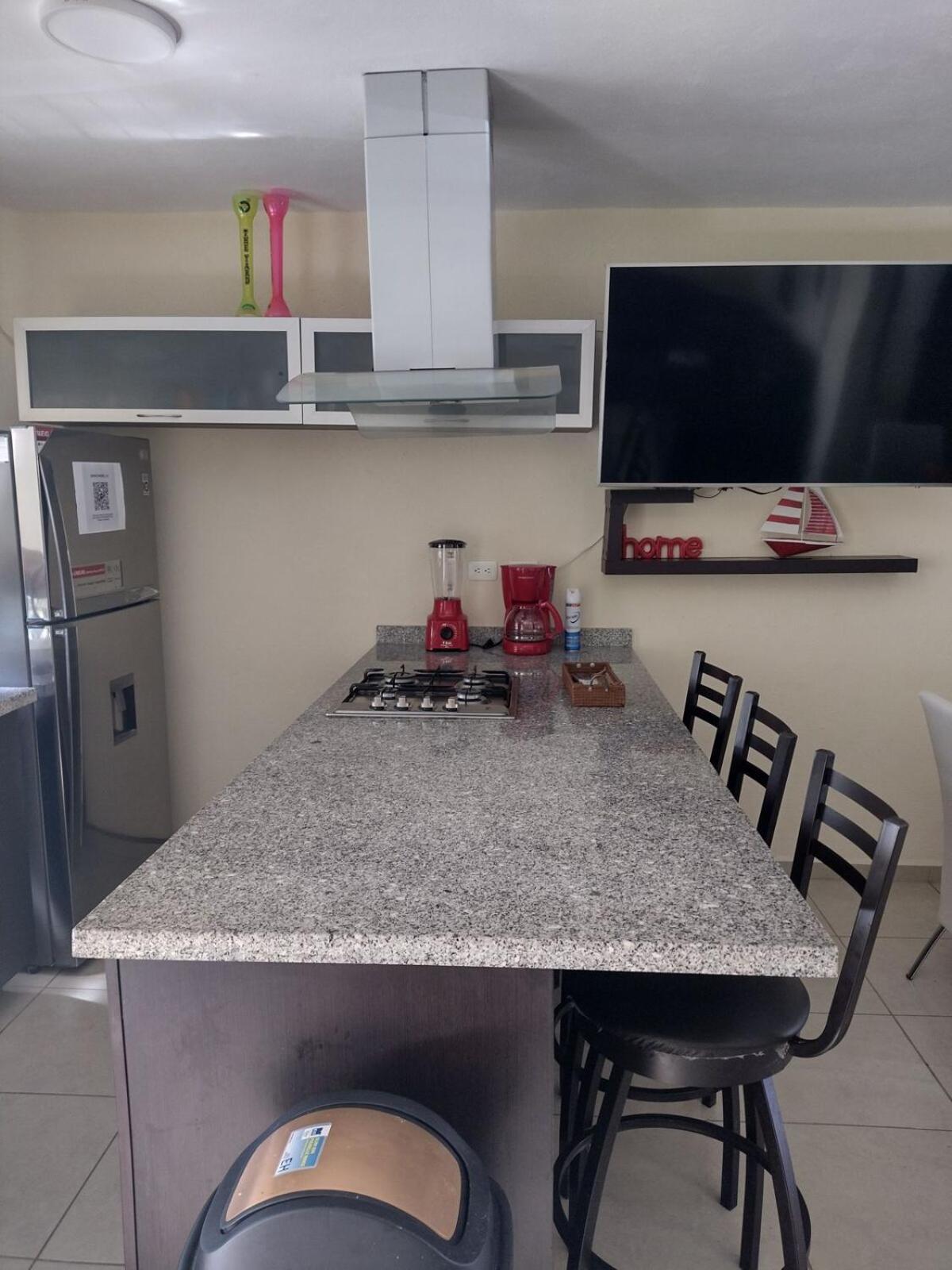 En Residencial Terrasol Punta Diamantee Villa