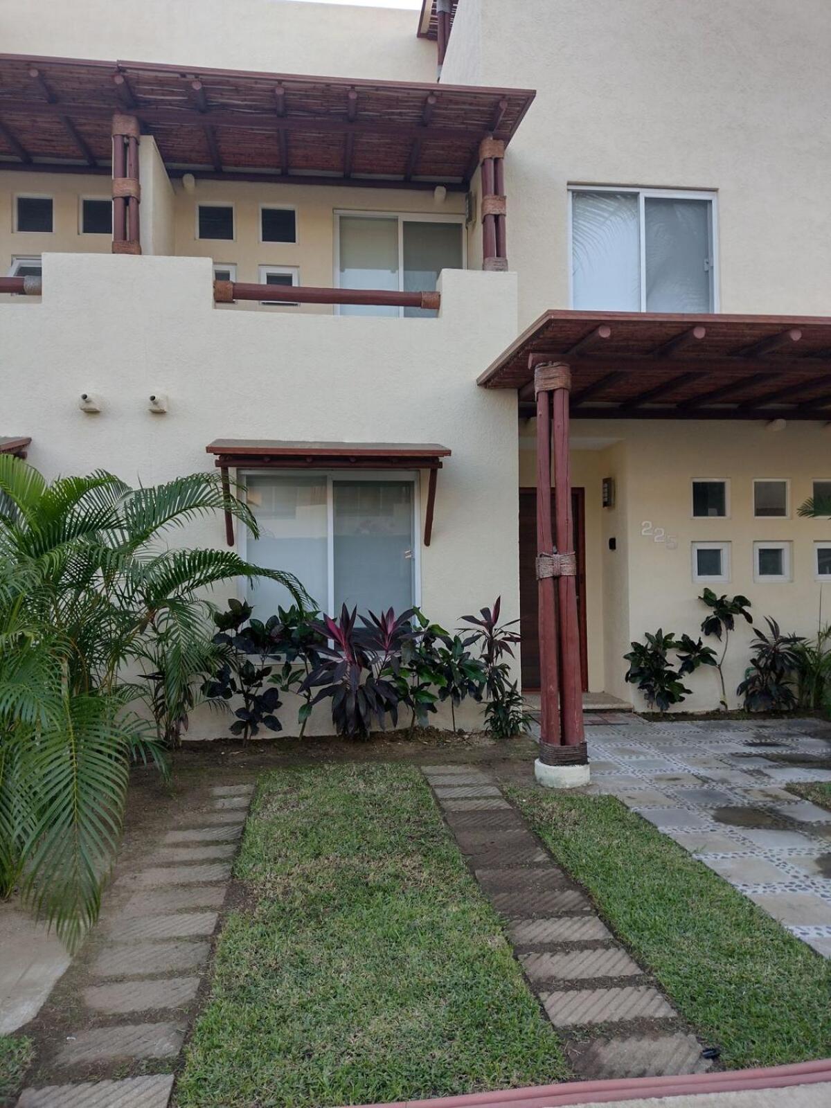 Villa En Residencial Terrasol Punta Diamantee Acapulco