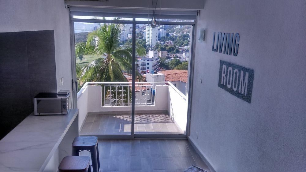 Book House Marina Diamante Acapulco