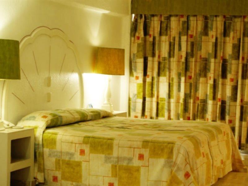 Tortuga 4* Acapulco