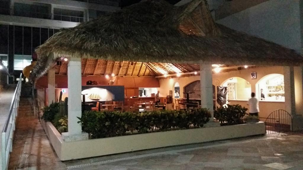 Condominio Torreblanca Cabo Márquez Apartamento
