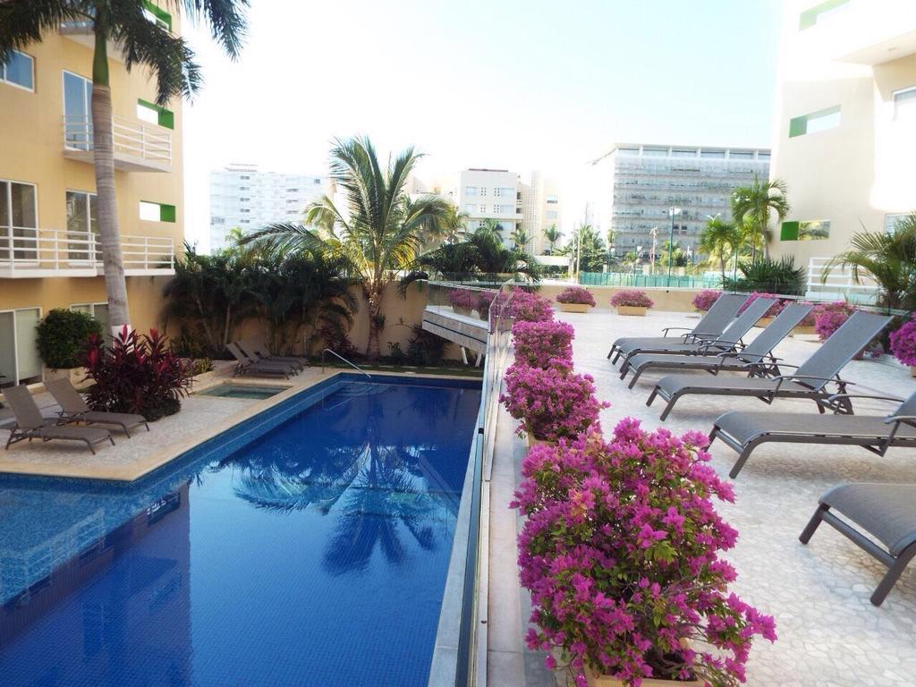 Puerta Diamante * Acapulco