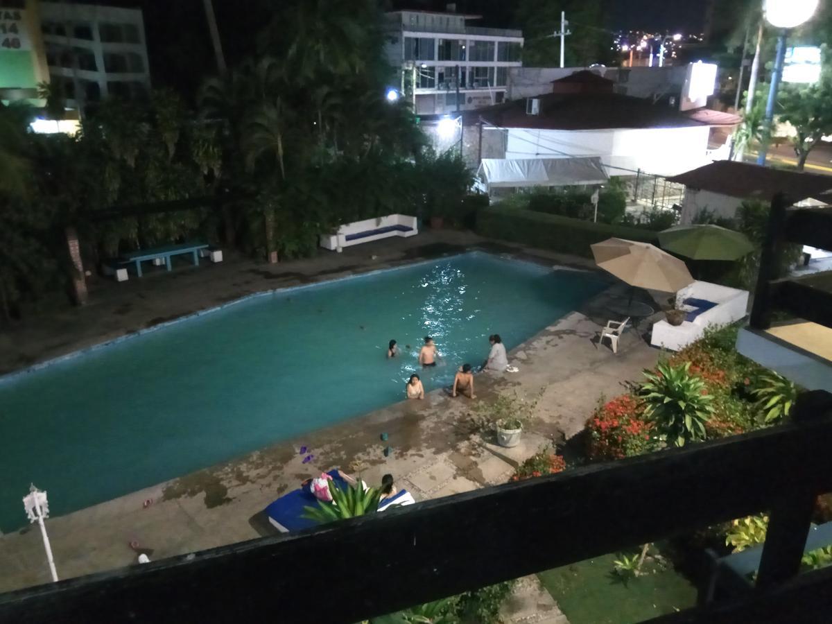 Hotel La Jolla Acapulco