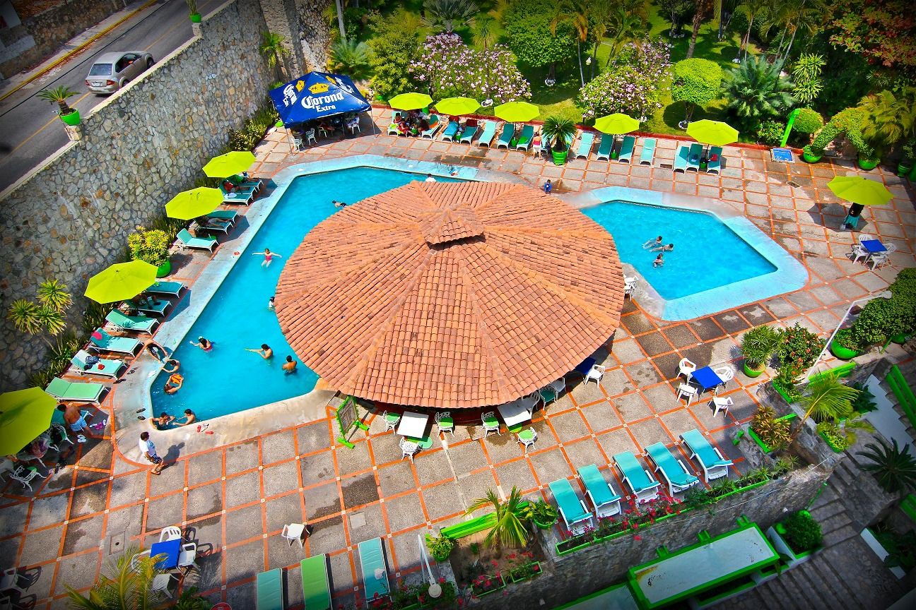 Tortuga 4*