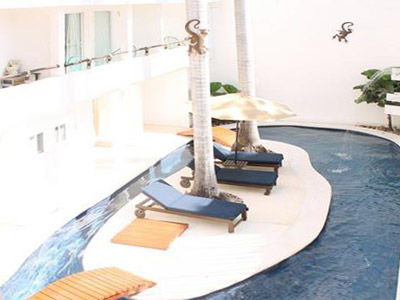 El Hotelito