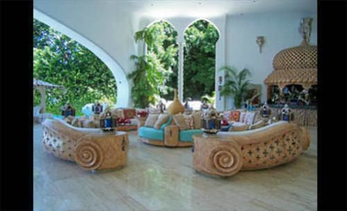 Arabesque Villa *