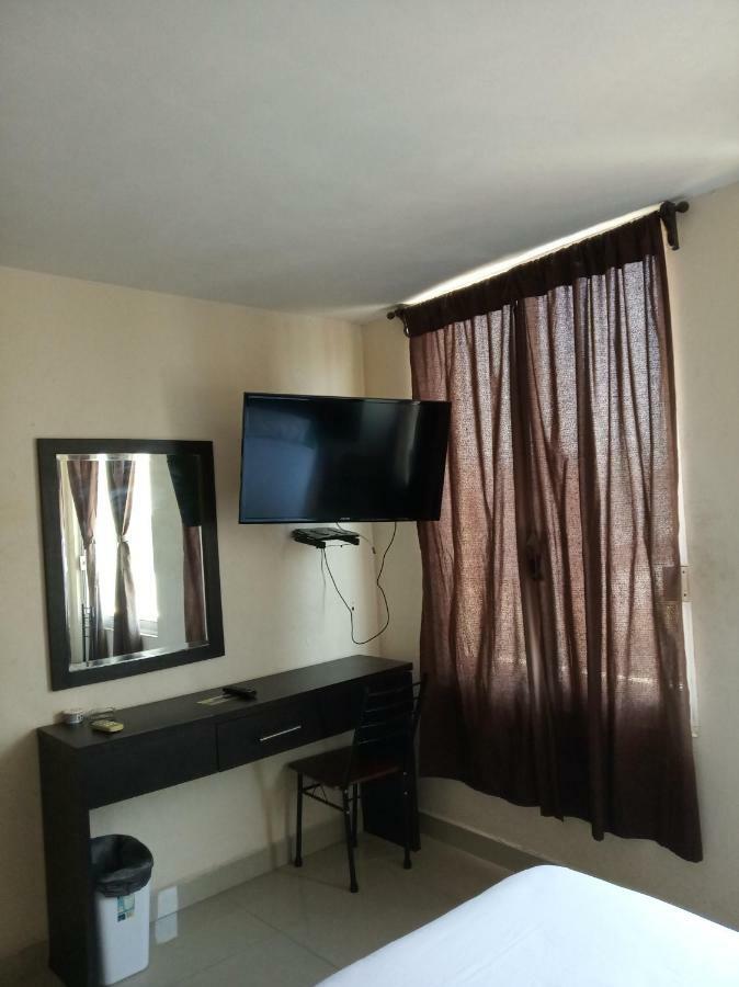 Real Del Centro Hotel