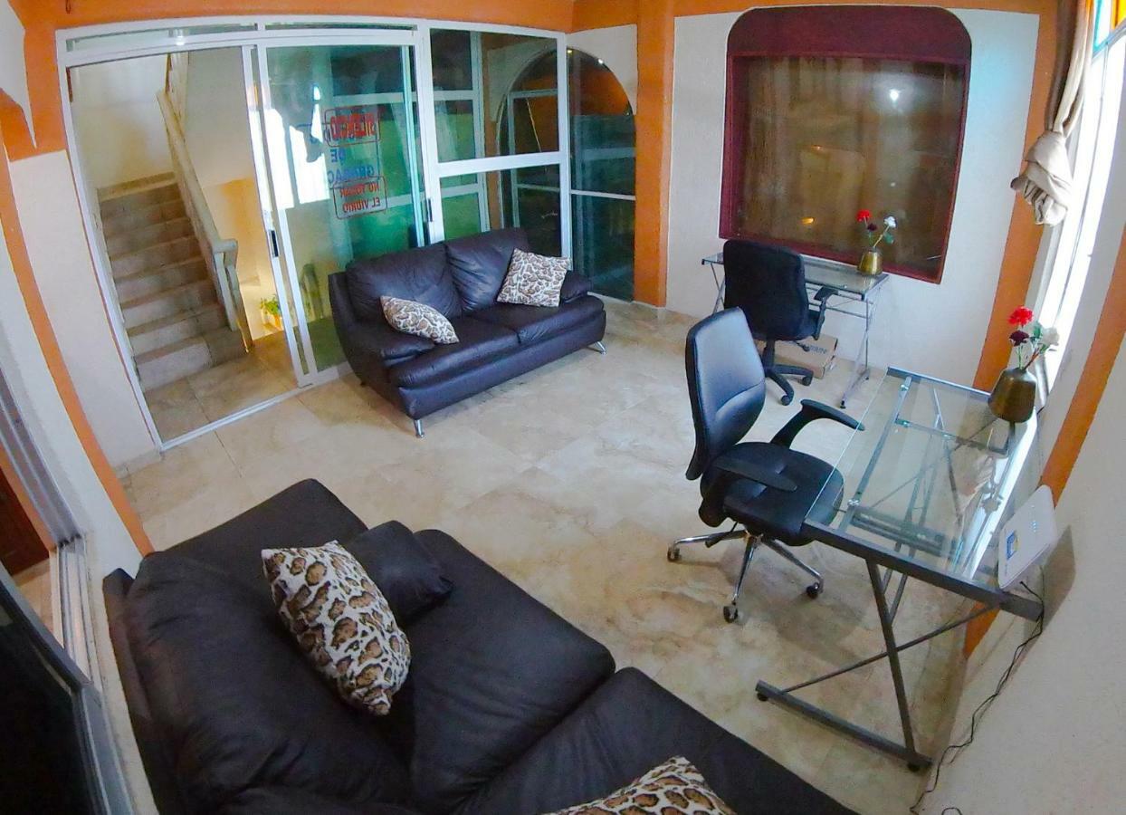 Casa Iguana Pensión Acapulco