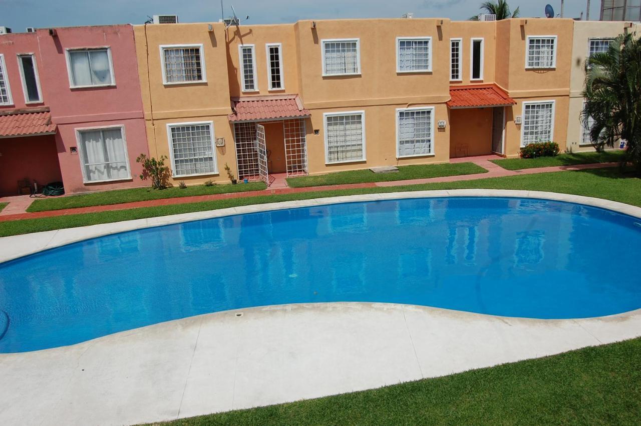 La Casa De Los Gatos * Acapulco
