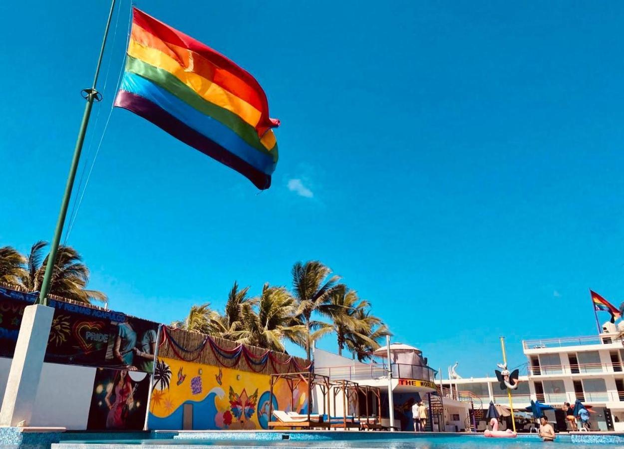 Club De Playa Dioses Y Reinas