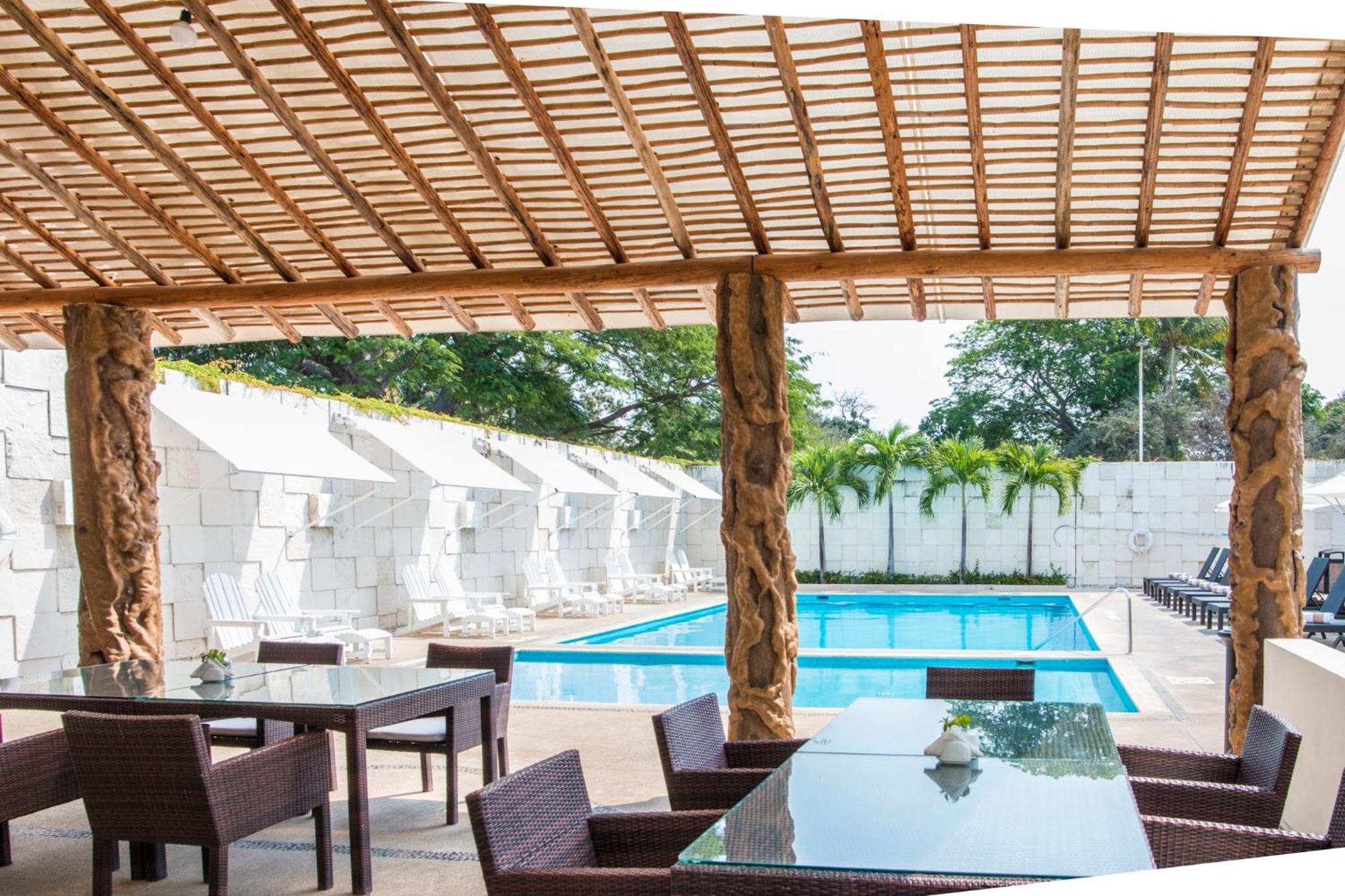 La Isla By Ihg Hotel 4*