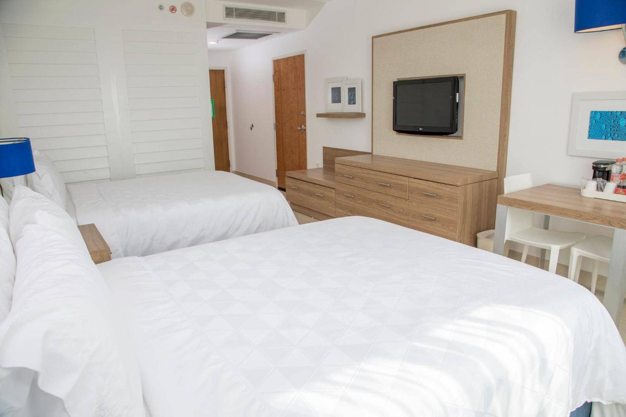 La Isla By Ihg Hotel 4*