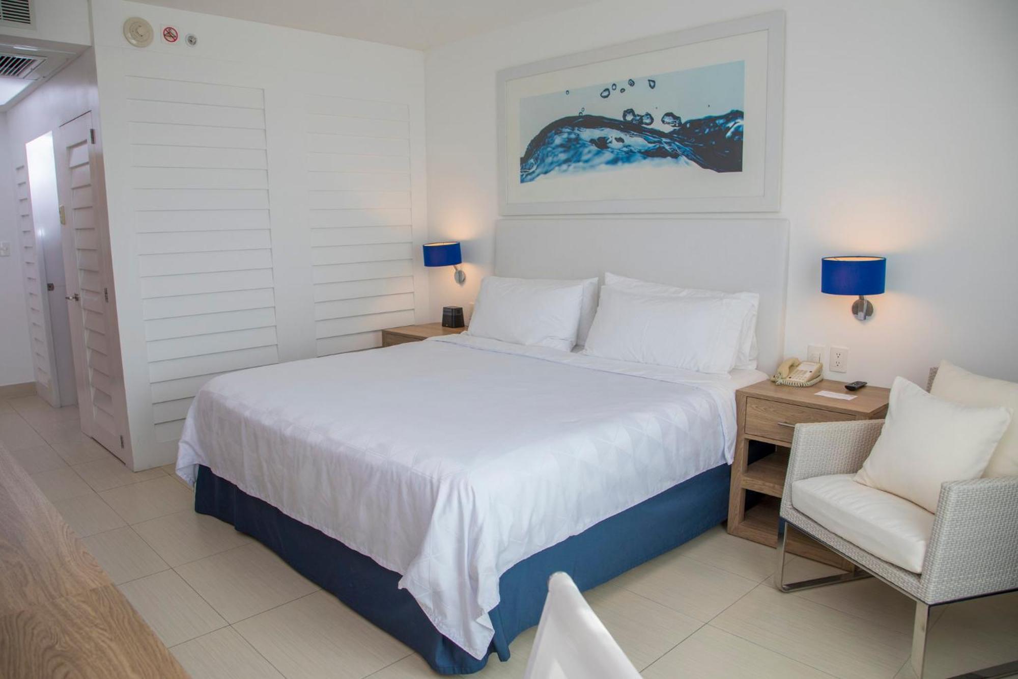 La Isla By Ihg Hotel 4*