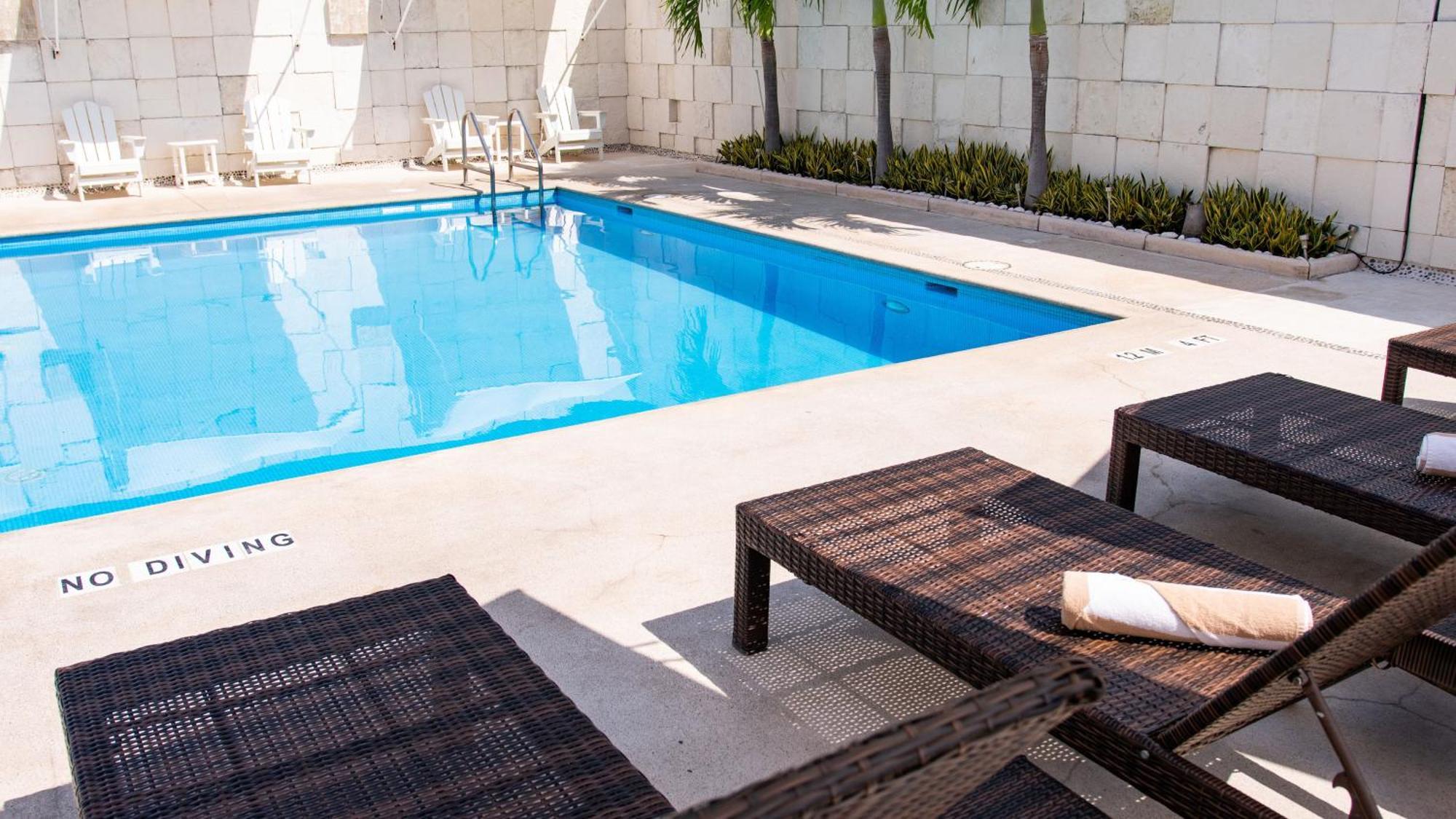 Hotel La Isla By Ihg