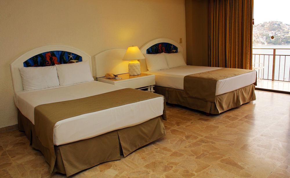 Resort Dreams Acapulco