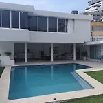 Casa Palma Real Costa Azul