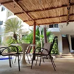 Hotel Ashly