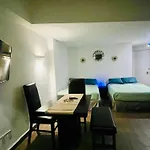 Hotel Torres Gemelas 2011 N