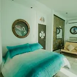 Hermoso departamento estilo náutico con vista a la bahía de Acapulco