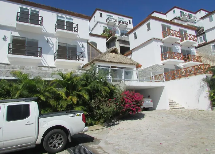 Villa Palmeto En Brisas Marques En Acapulco Con Vista De Lujo A Puerto Marques
