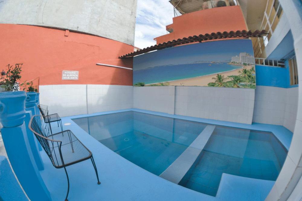 San Carlos Hotel *