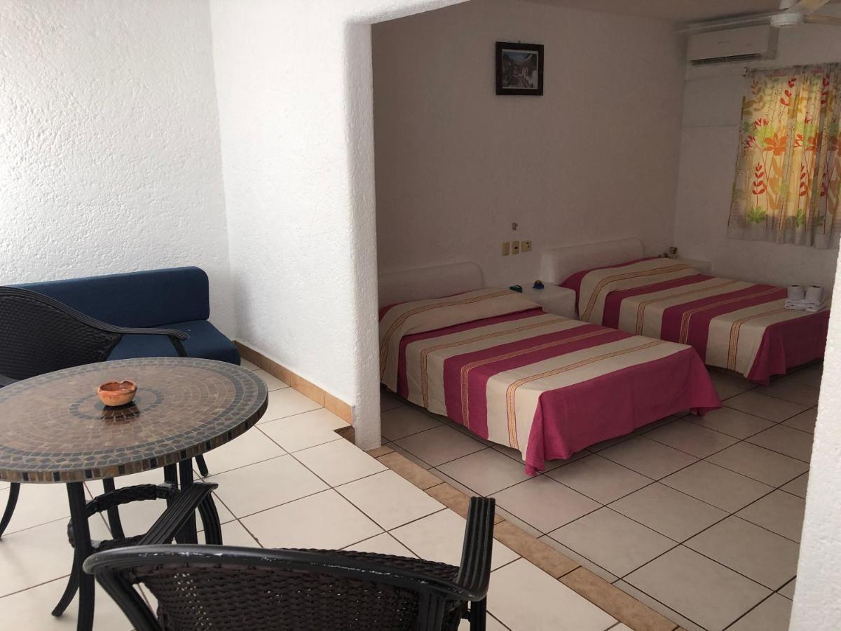 Hotel La Orquidea Bonfil 3*