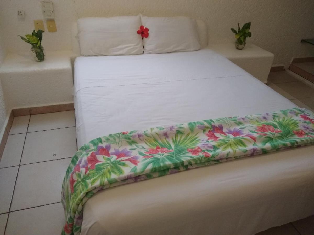 La Orquidea Bonfil Hotel 3*