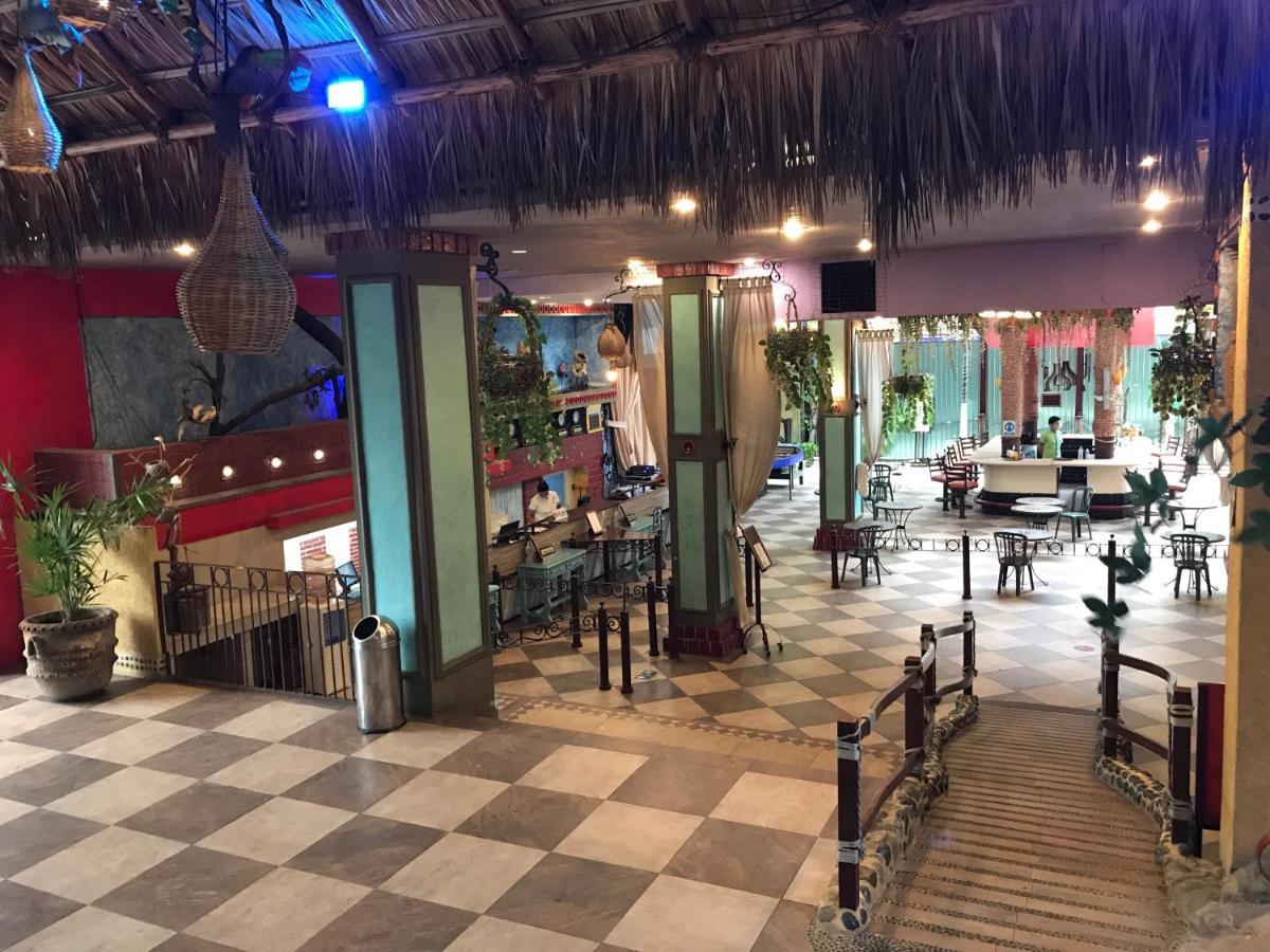 Club Del Sol By Ng