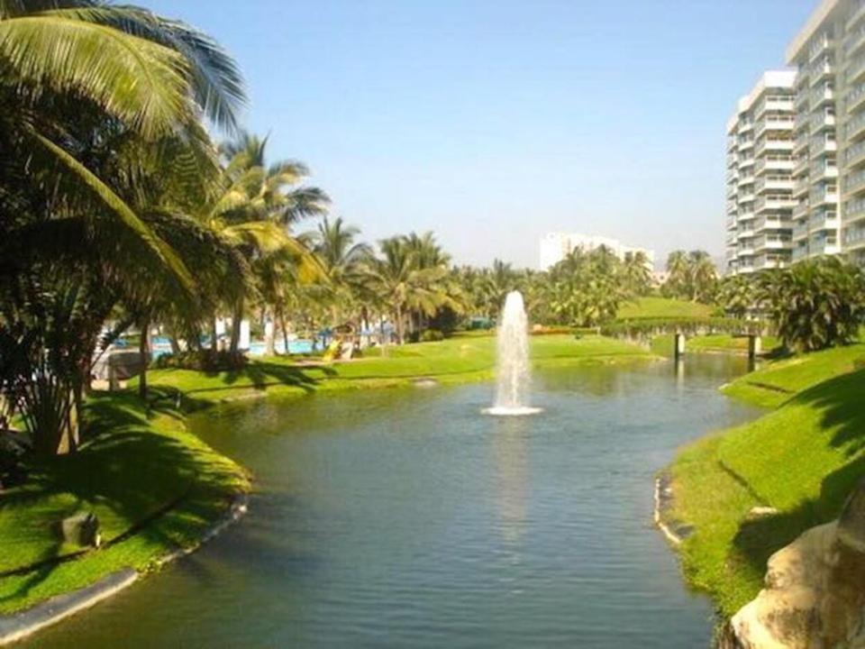 Vidanta Mayan Playa Y Albercas Cocinera Acapulco
