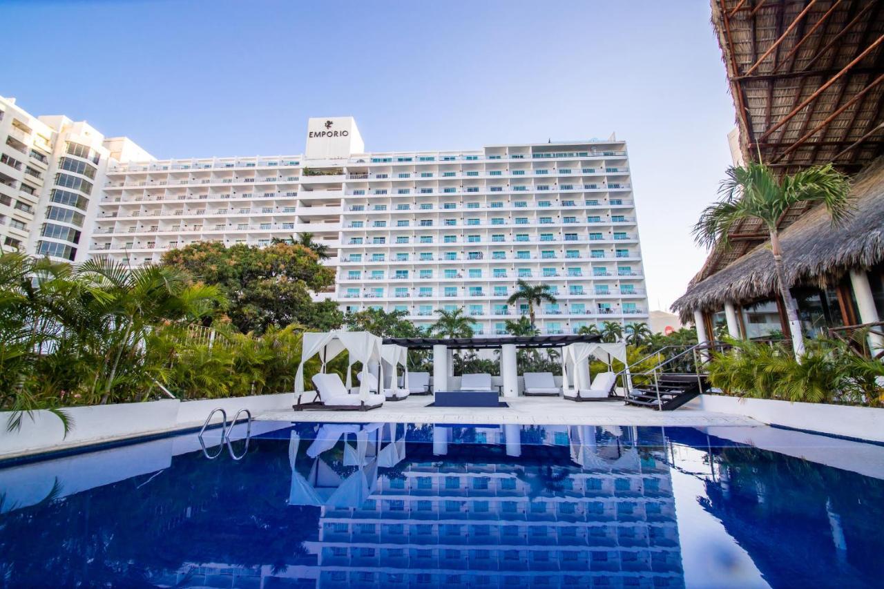 Emporio Hotel 5*
