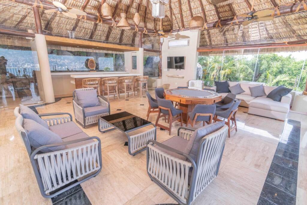 Espectacular Villa Con La Mejor Vista De Acapulco / Villa Allegro Acapulco