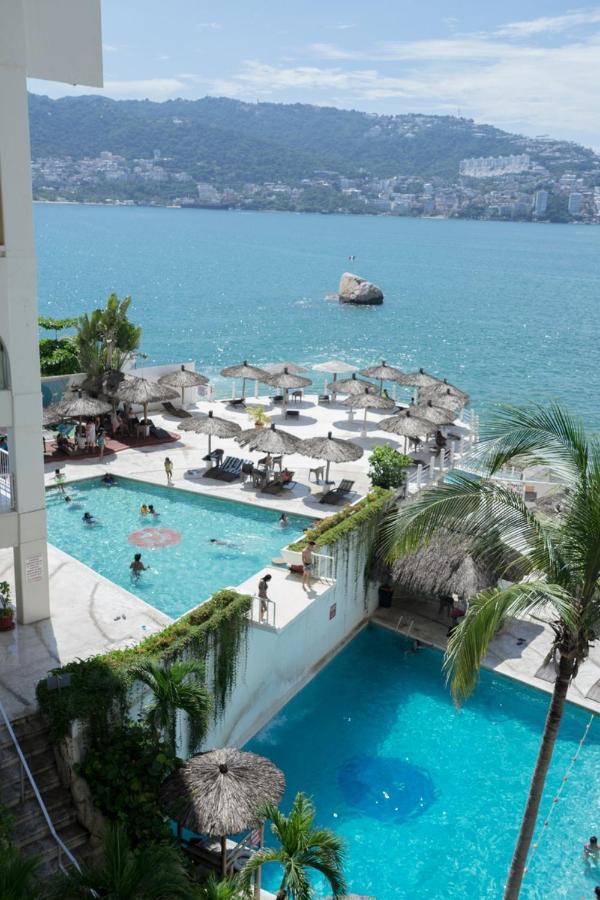 Apartamento Frente Al Mar En Torres Gemelas Acapulco